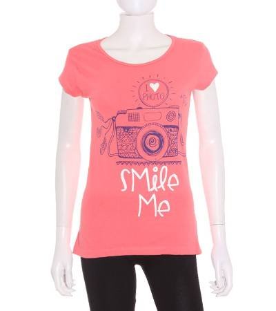 camiseta mujer inside en rosa coral con estampado de camara de fotos de segunda mano 5cdea950eff5c 1